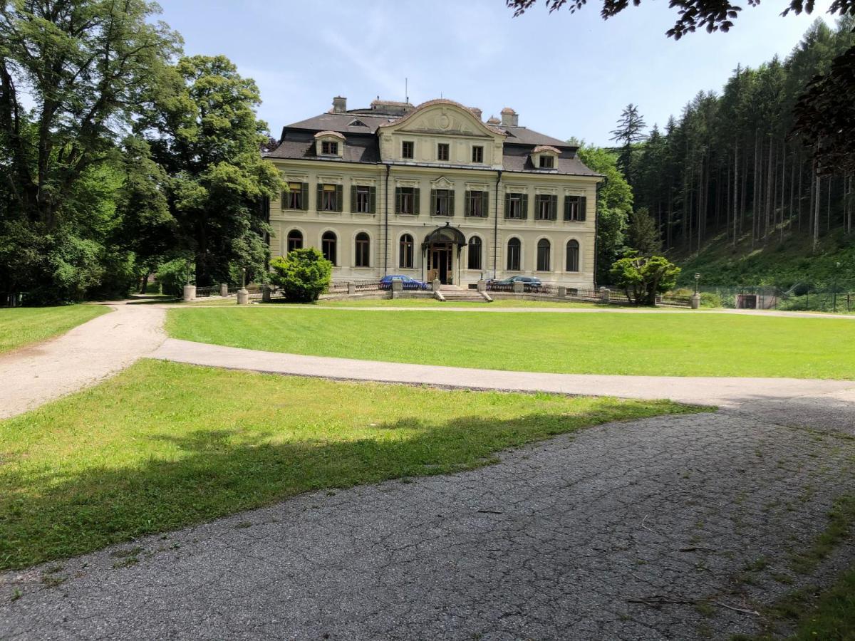 Herrnhof Reichenau Buitenkant foto